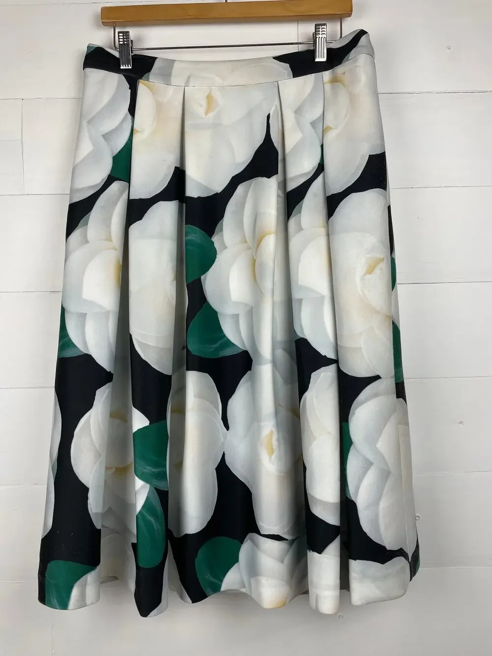 Karl Lagerfeld Paris Camellia Floral Box Pleat Midi Skirt Size 12 / L